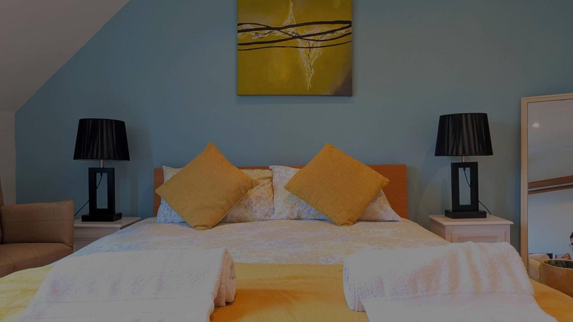 Charming Lake House Nature Retreat In Cotswold Water Park, South Cerney Near Cirencester Eksteriør bilde